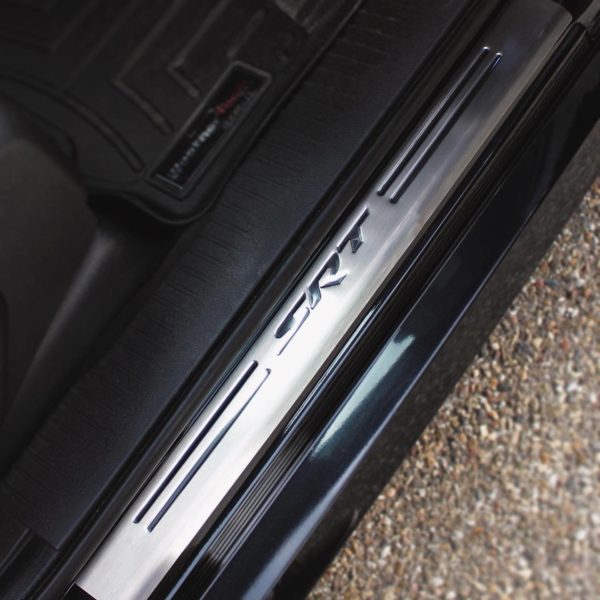 Seuils de porte SRT avant JEEP GC WH/WK1 - MOPAR 5175575AA